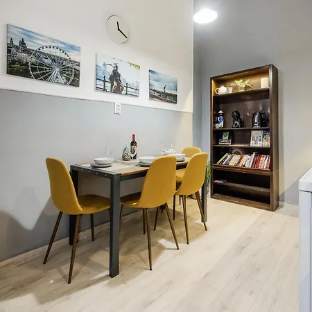 公寓 Urban Tranquillity By The Main Shopping Street 布达佩斯
